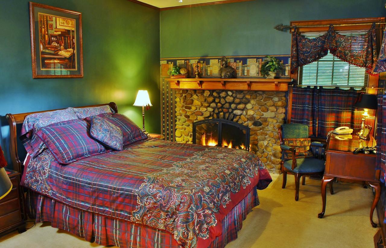 Arbor Hill Inn La Porte Екстер'єр фото