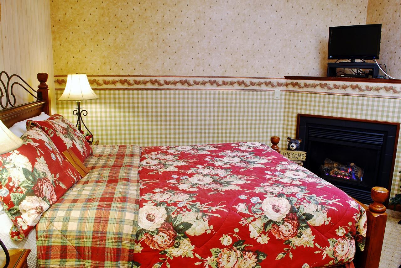 Arbor Hill Inn La Porte Екстер'єр фото