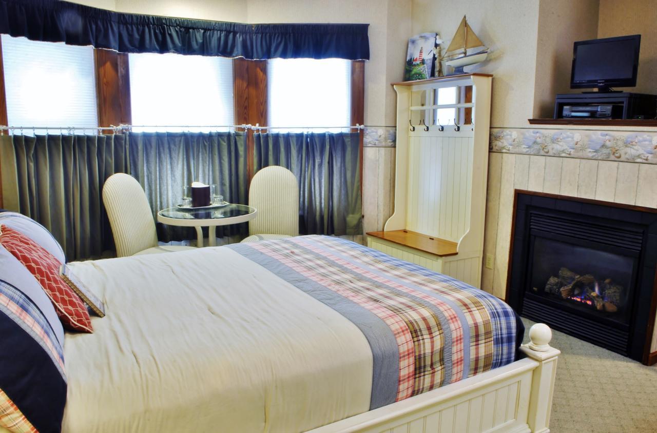 Arbor Hill Inn La Porte Екстер'єр фото