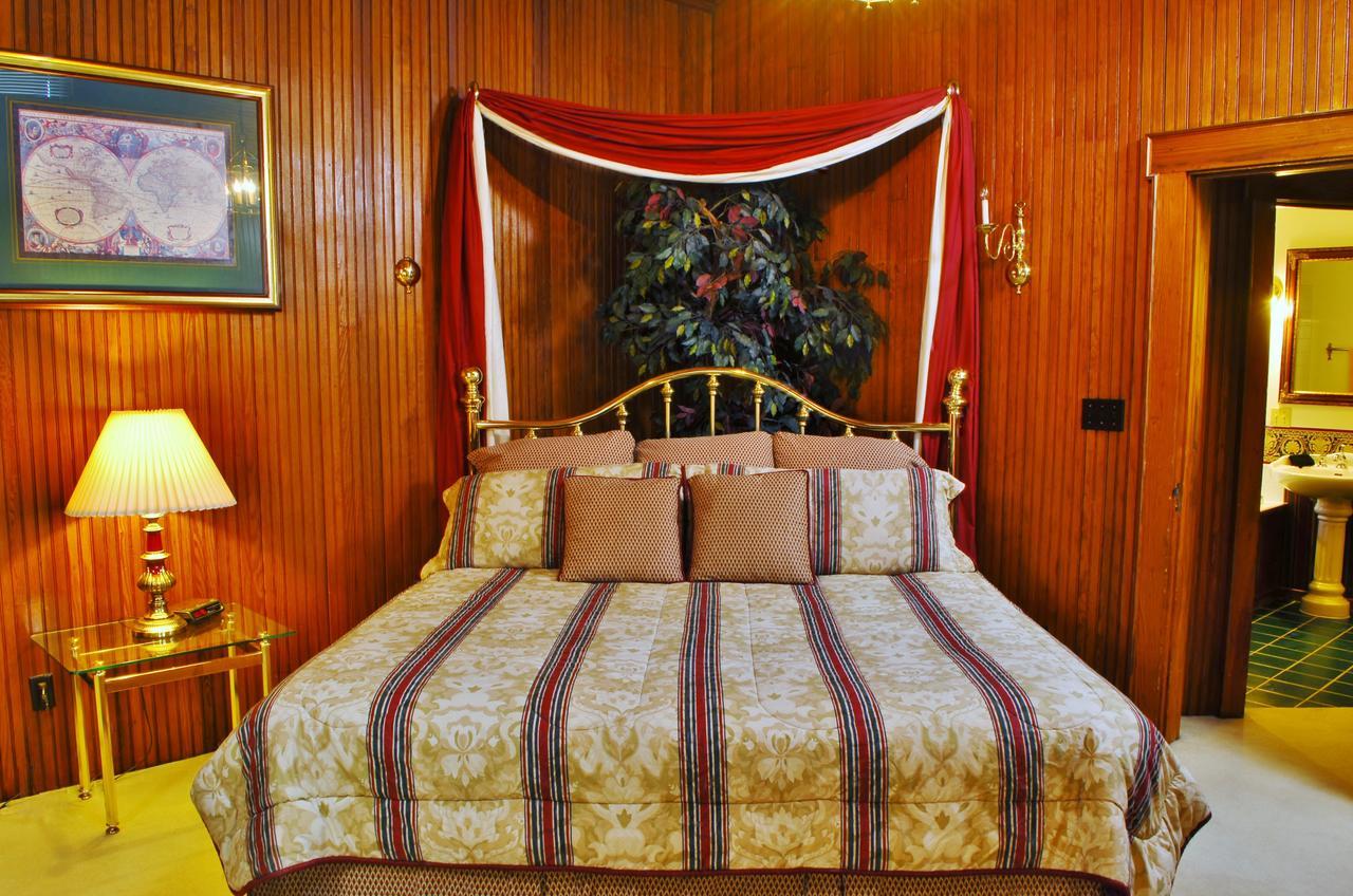 Arbor Hill Inn La Porte Екстер'єр фото