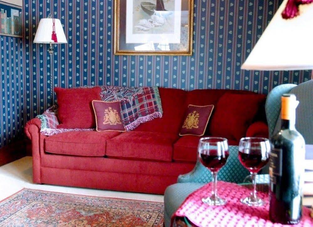 Arbor Hill Inn La Porte Екстер'єр фото