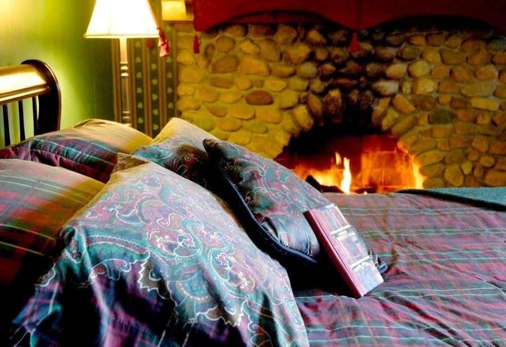 Arbor Hill Inn La Porte Екстер'єр фото
